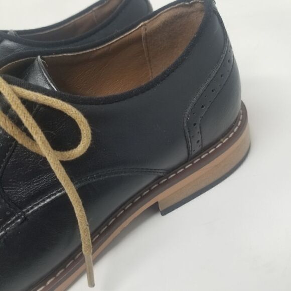 MADDEN DRESS SHOES. BLACK LEATHER LOOK SHOES 9M. - Picture 3 of 16